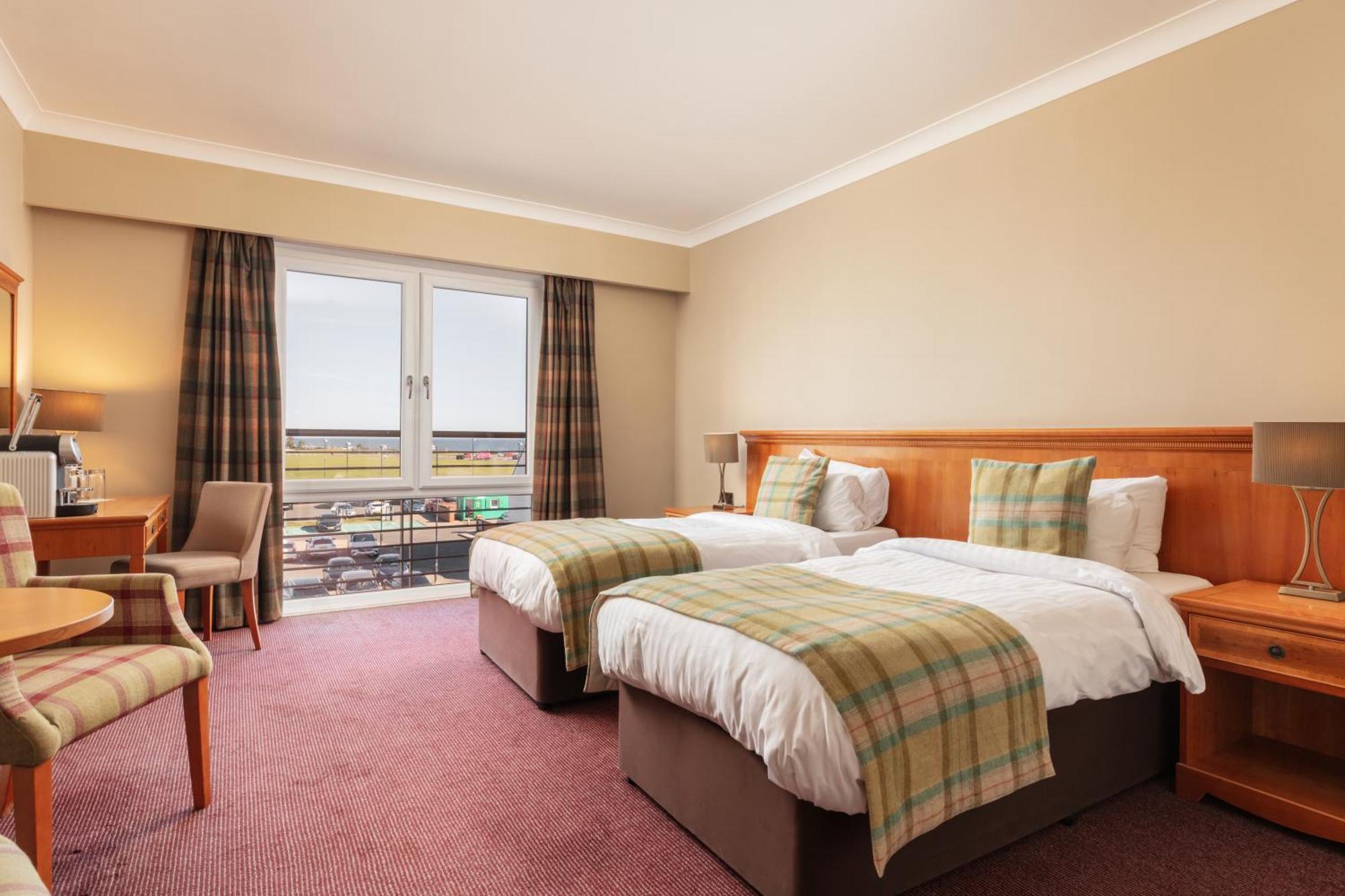 Carnoustie Golf Hotel 'A Bespoke Hotel' Dış mekan fotoğraf